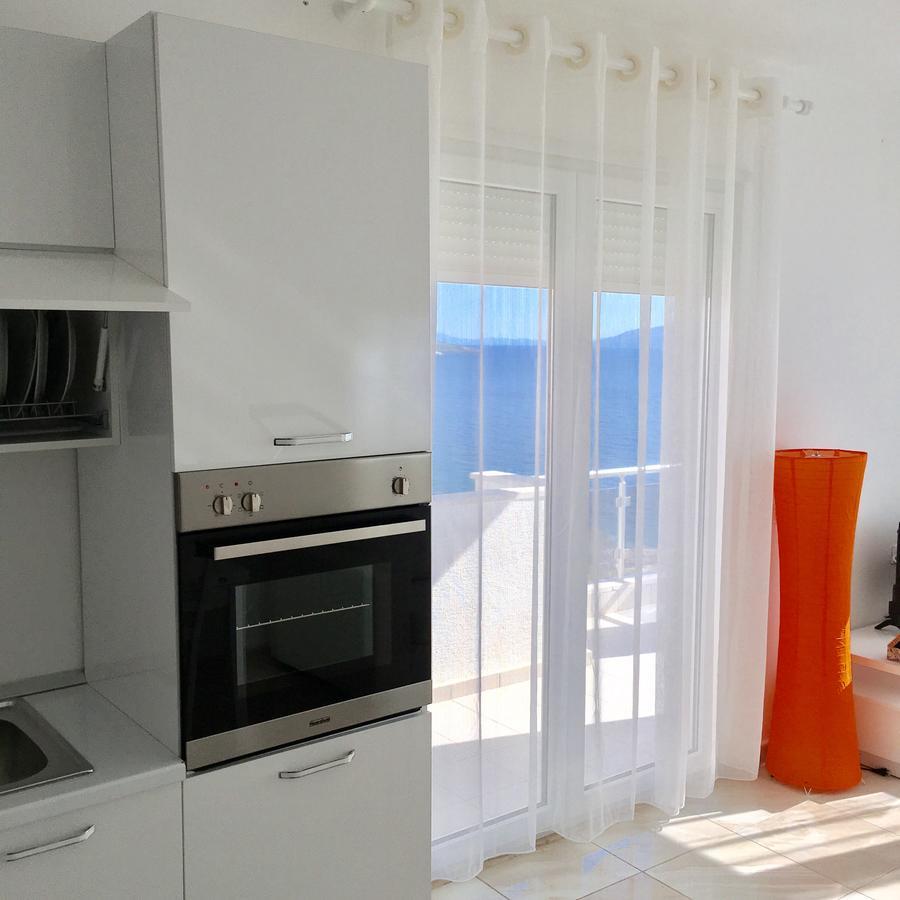 White Residence Apartament Sarandë Exterior foto